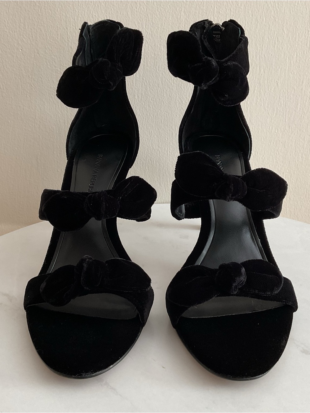 Banana Republic New Bow Bare High Heel Sandals Black NIB